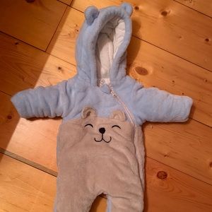 NWOT Baby soft bunting suit 0-3 mo